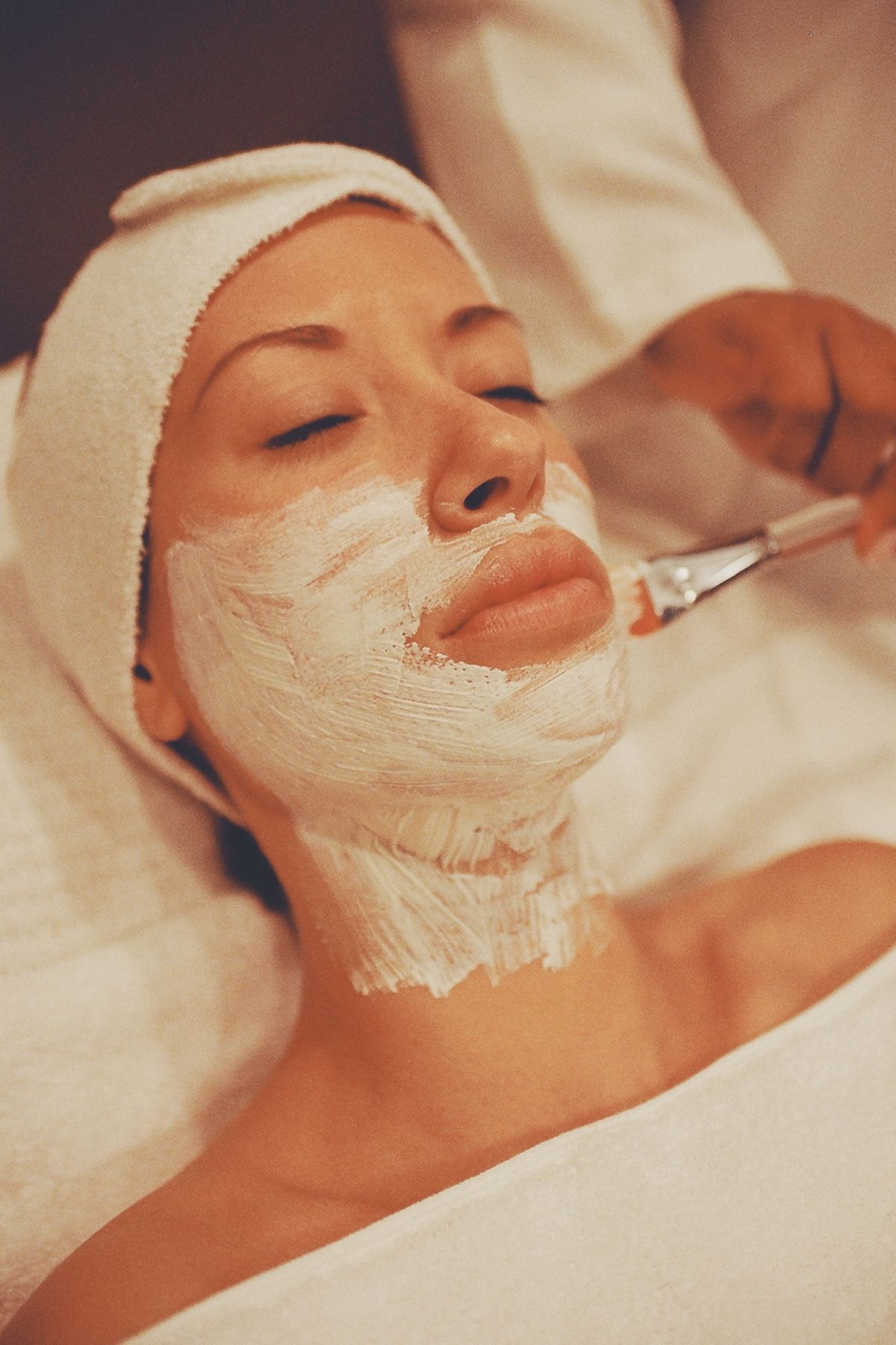 A soothing facial treatment in progress